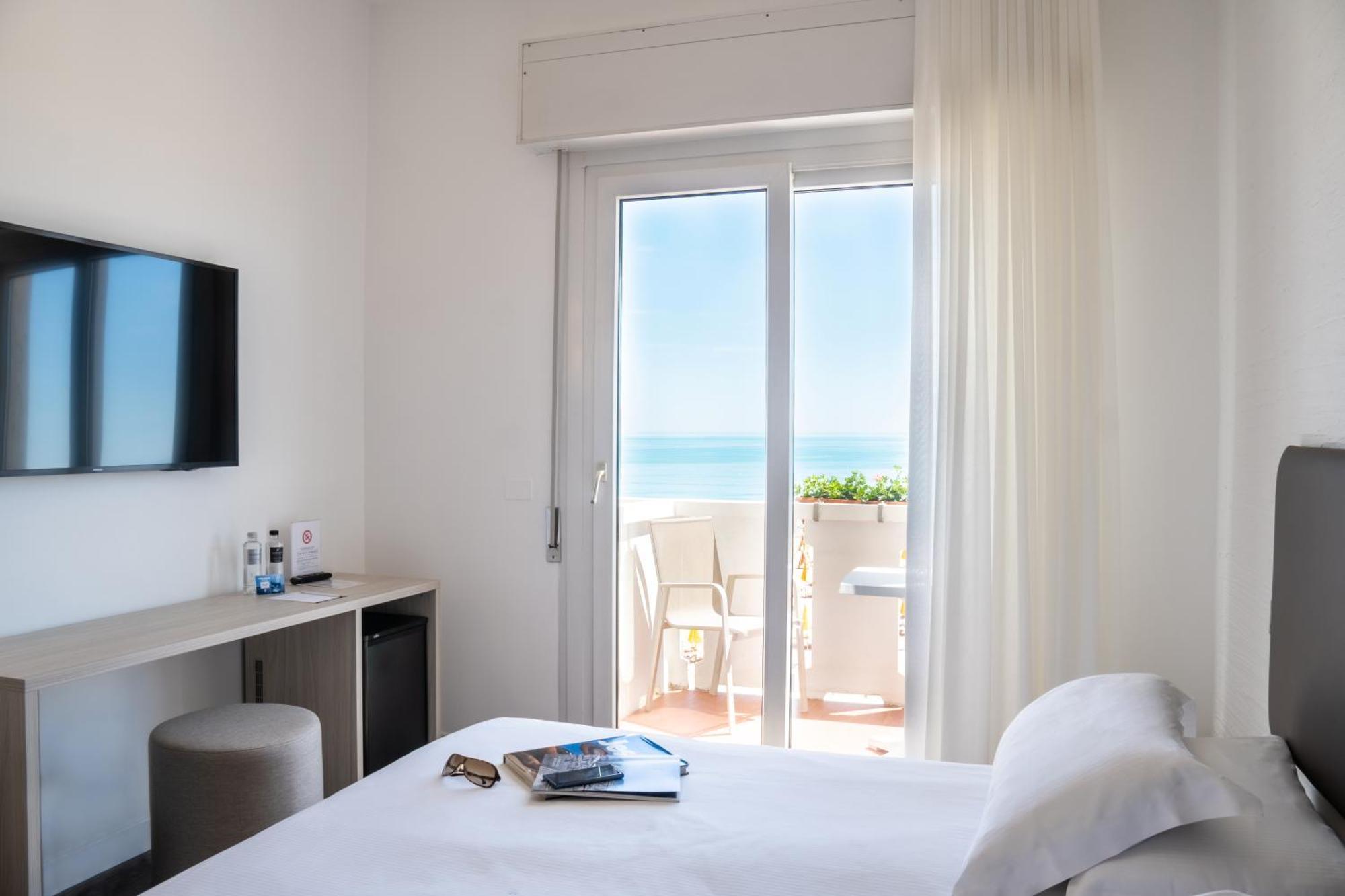 Hotel Villa Sorriso Lido di Jesolo Bagian luar foto